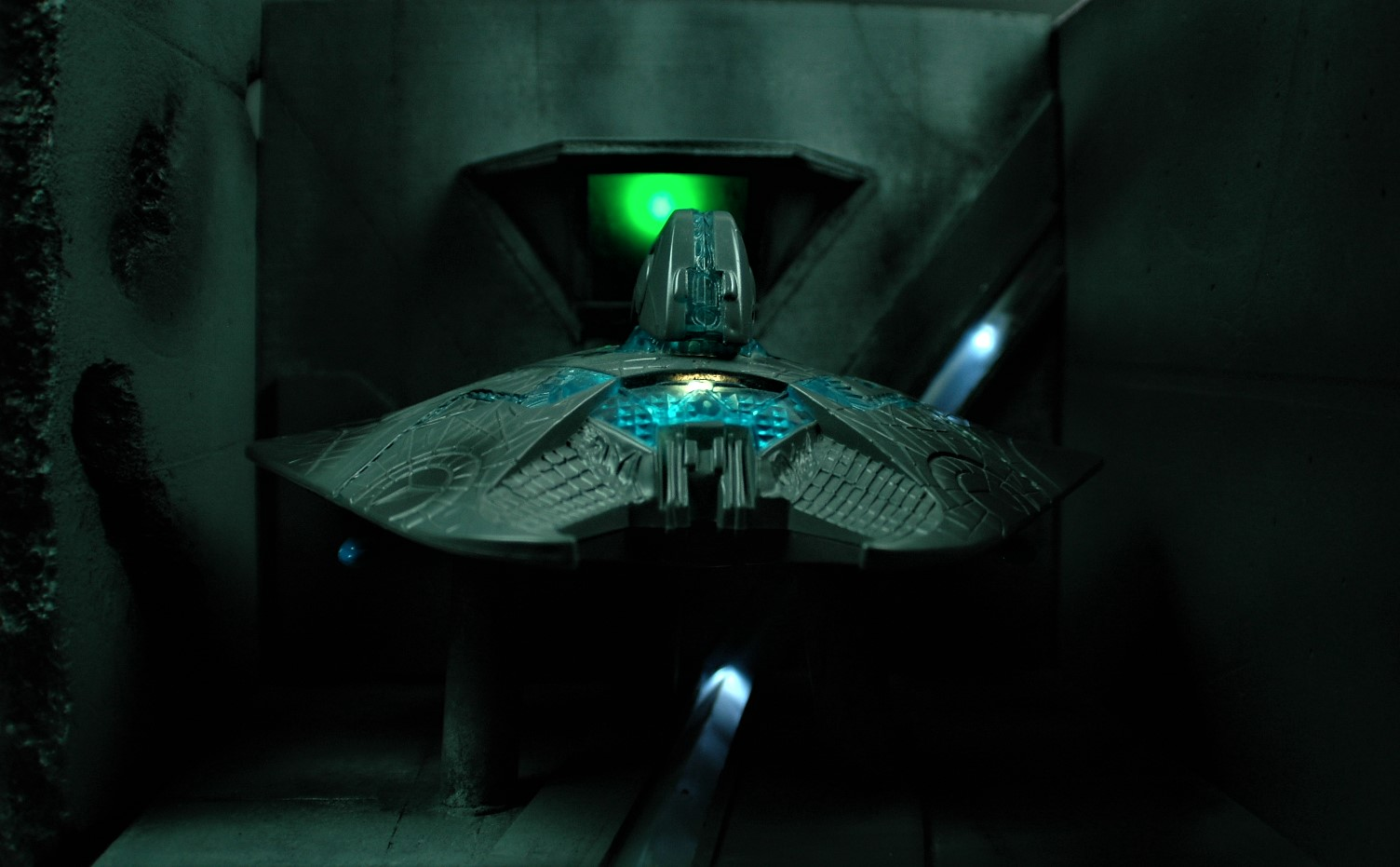 Trendmasters 1996 ID4 Alien Attack Craft – A Classic ’90s Sci-Fi Collectible